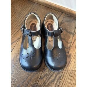FOOTMATES Sherry Leather Mary Janes Black Girls School Dress Shoes Size 8.5